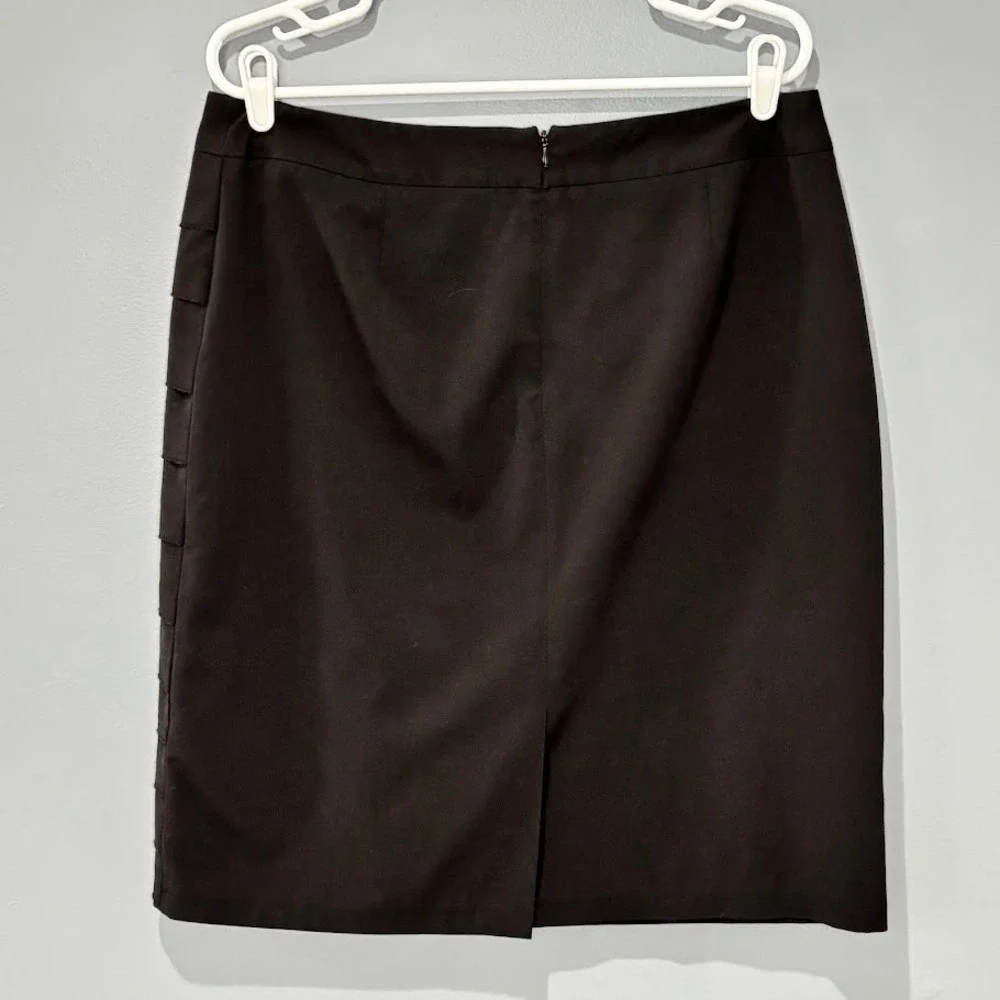 Larry Levine Pencil Skirt‎ Womens 14 Black Poly Blend Tiered Ruffle Chic Career